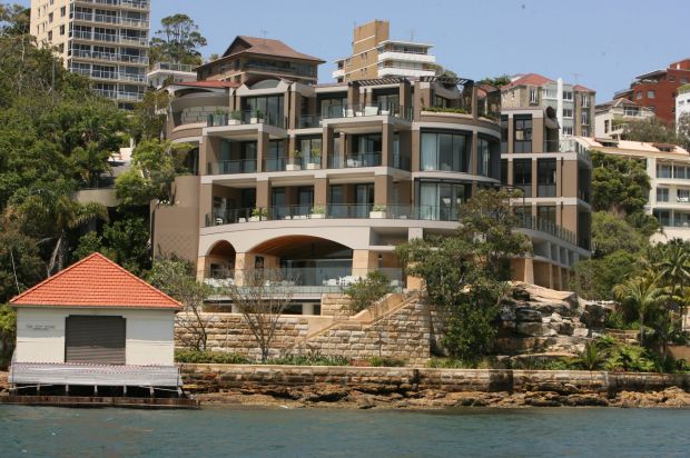 The offer of $100 million for the Point Piper mansion of John Symond showed a nine-figure sale is a looming reality.