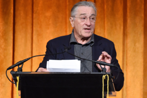 Robert De Niro lays into Donald Trump at the National Board of Review awards.