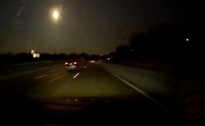 Meteor?: Bright light, loud noise rattle Michigan residents