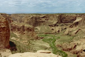 Canyon de Chelly National Monument is located in northeastern Arizona on the border of New Mexico, United States