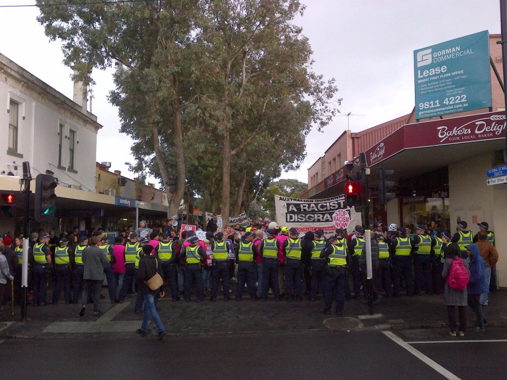 coburgmallpoliceline