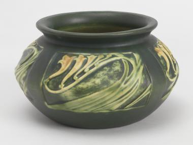 Roseville Pottery bowl