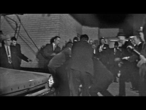 Lee Harvey Oswald shot by Jack Ruby