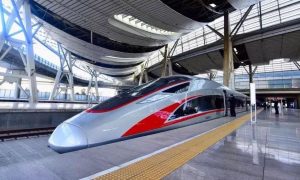 A Fuxing bullet train is parked at a platform. The new series of China's homemade high-speed trains can cruise at 400 kilometres per hour. Photo: Xinhua