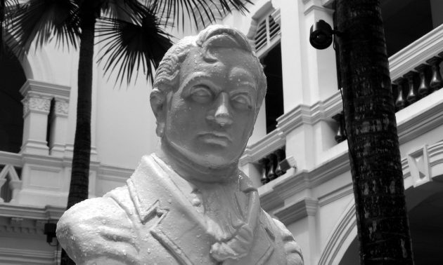 A bust at the Raffles Hotel in Singapore of Sir Stamford Raffles, by certain historical reckonings the city-state's founder. Photo: Wikimedia Commons