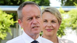 Opposition Leader Bill Shorten and deputy leader Tanya Plibersek speak to media outside Sunnybank Hills State School in ...