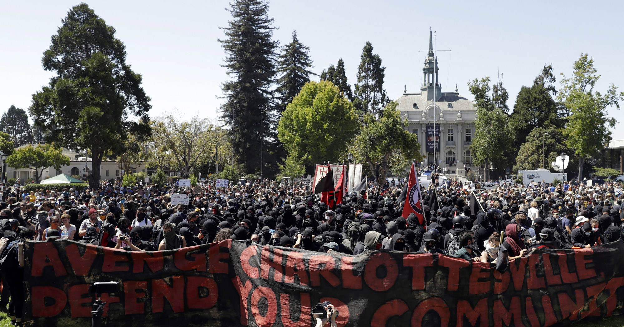 Black Bloc in Berkeley, August 27, 2017.