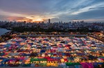 TALAT ROT FAI NIGHT MARKET: Also known as the Train Market (due to its former location on train tracks), this hip night ...