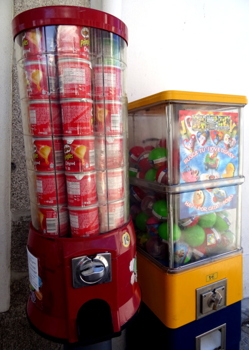 Yes, that's a Pringles vending machine. Now you know.