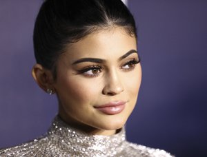 Kylie Jenner arrives at the NBCUniversal Golden Globes afterparty at the Beverly Hilton Hotel on Sunday, Jan. 8, 2017, in Beverly Hills, Calif.