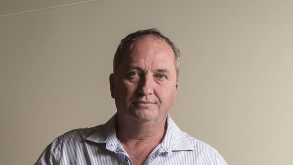 Barnaby Joyce crisis to come to a head after Nationals MP calls for resignation