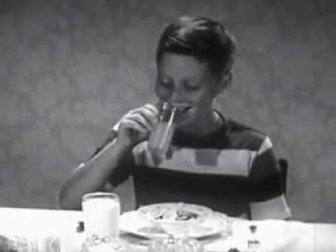 How Kids Used to Eat in 1950s