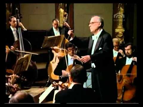 Mozart, Eine kleine Nachtmusik KV 525   Karl Bohm, Wiener Philharmoniker