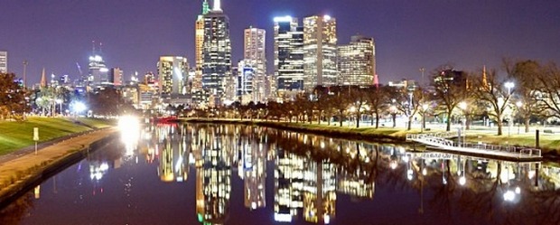 Picture Leigh Henningham age news. Melbourne city skyline 2015. #skyline #melbourne #night #yarra