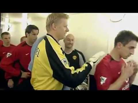 Gary Neville Hates Peter Schmeichel