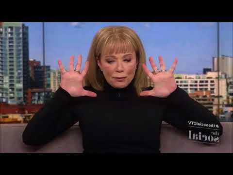 Lauren Holly Reveals Her Harvey Weinstein Bathroom Horror Story