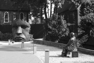 Face-off. A quiet park in Canterbury, England. September 2017. Leica Monochrom 246 + Summicron 75/f2