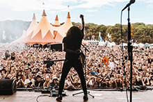 Going to gigs can help you live longer (Jess Gleeson/triple j)