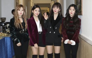 South Korean girl band Red Velvet is seen after their performance in Pyongyang, North Korea, Sunday, April 1, 2018.