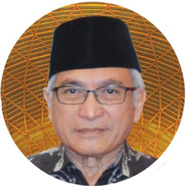 Dr. DB. KH. M. Muzammil Basyuni