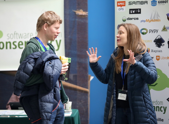 Libreplanet 2018 hallway conversation