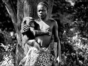 1906 photograph of Ota Benga, described as being taken at Bronx Zoo. Author unknown.