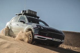 Crossing the Simpson Desert in a Porsche