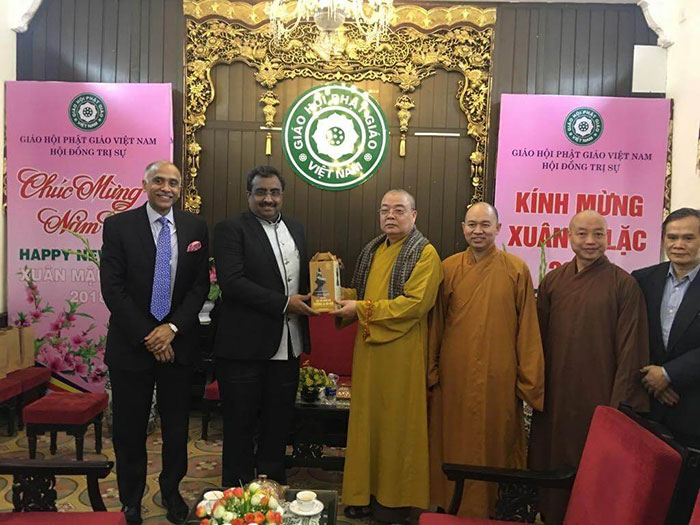 Sh @rammadhavbjp Ji visited Most Ven. Thich Than Nhieu, Vice Chairman of the Executive Council of the Vietnam Buddhist Sangha and Most Ven. Thich Duc Thien, General Secretary of Vietnam Buddhist Sangha in Hanoi, Vietnam.