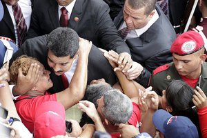 Posesión de Nicolas Maduro como Presidente de la República Bolivariana de Venezuela (8664377532)