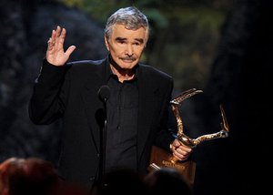 Burt Reynolds accepts the alpha male award at Spike TV's Guys Choice Awards at Sony Pictures Studios on Saturday, June 8, 2013, in Culver City, Calif.