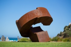 J?rg Plickat Existence(Just a Loop inTime), Sculpture by the Sea