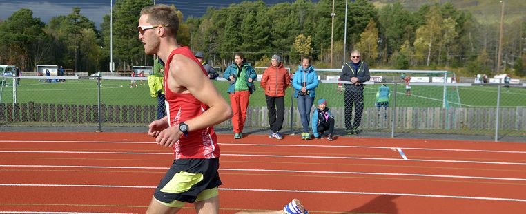 Det er foreløpig uvisst om Ånung Viken stiller til start på Oppdalsmila der han løp raskest av samtlige i 2017.