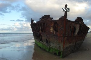 Shipwreck of Maheno (ship, 1905)