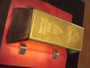 File - The world's largest gold bar, at the Toi Gold Museum, weighs  250 kg (551 lb).