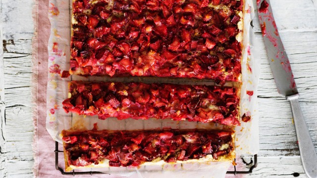 Helen Goh's rhubarb-and-custard-inspired bars.