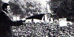 Jack Hayes, police union secretary, addresses strike rally on Tower Hill, 1918