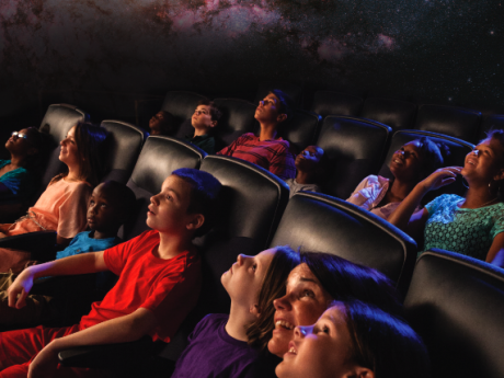 kids in planetarium