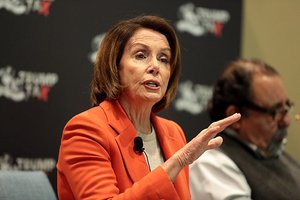 Nancy Pelosi (25514821787)