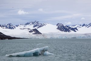 Aboard the RS Lance on a mission to observe effects of climate change in the Arctic region