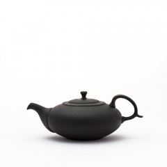 Kaoru Noir Unglazed Matte Black Teapot