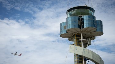 Flights delayed at Sydney Airport after smoke detected in control tower