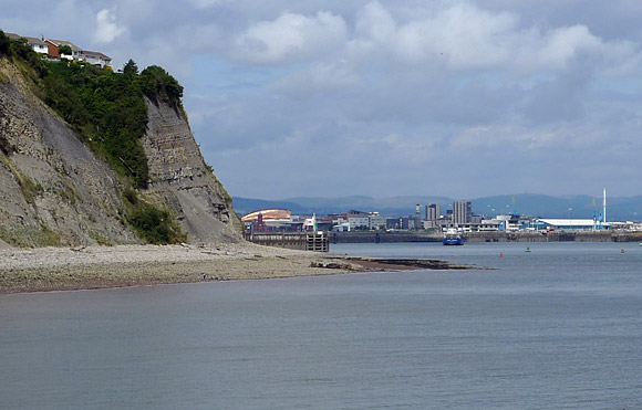 Penarth Pier, Penarth Esplanade near Cardiff, Wales UK - photos, feature and history