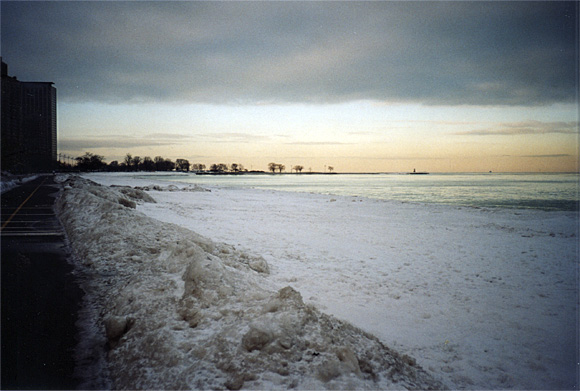 Chicago: snow, fog and Jenny Jones