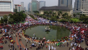 Traffic Engineering around State Palace, GBK during Labor Day