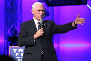 Mike Pence (29240904614)