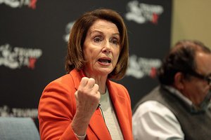 Nancy Pelosi (40341900272)