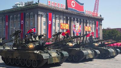 North Korea Fires Short-range Projectiles