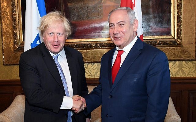 Prime Minister Benjamin Netanyahu (R) meets with UK Foreign and Commonwealth Secretary Boris Johnson at the Foreign and Commonwealth Office in London, June 6, 2018. (Haim Zach (GPO)