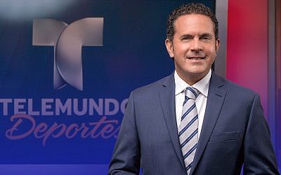 Sammy Sadovnik is one of Telemundo’s main soccer play-by-play announcers (Telemundo Deportes)