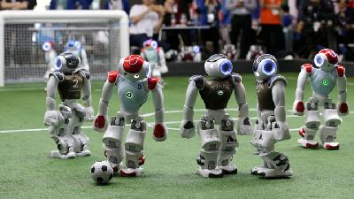 Serunya Pertandingan Kompetisi Robot Sepakbola di Cina